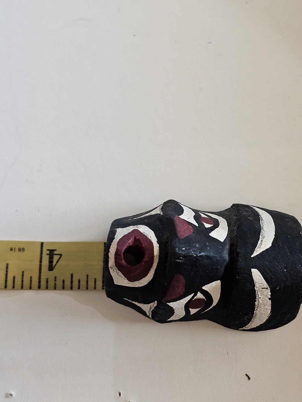 First Nations Carved Mini Mask - Picture 6 of 6